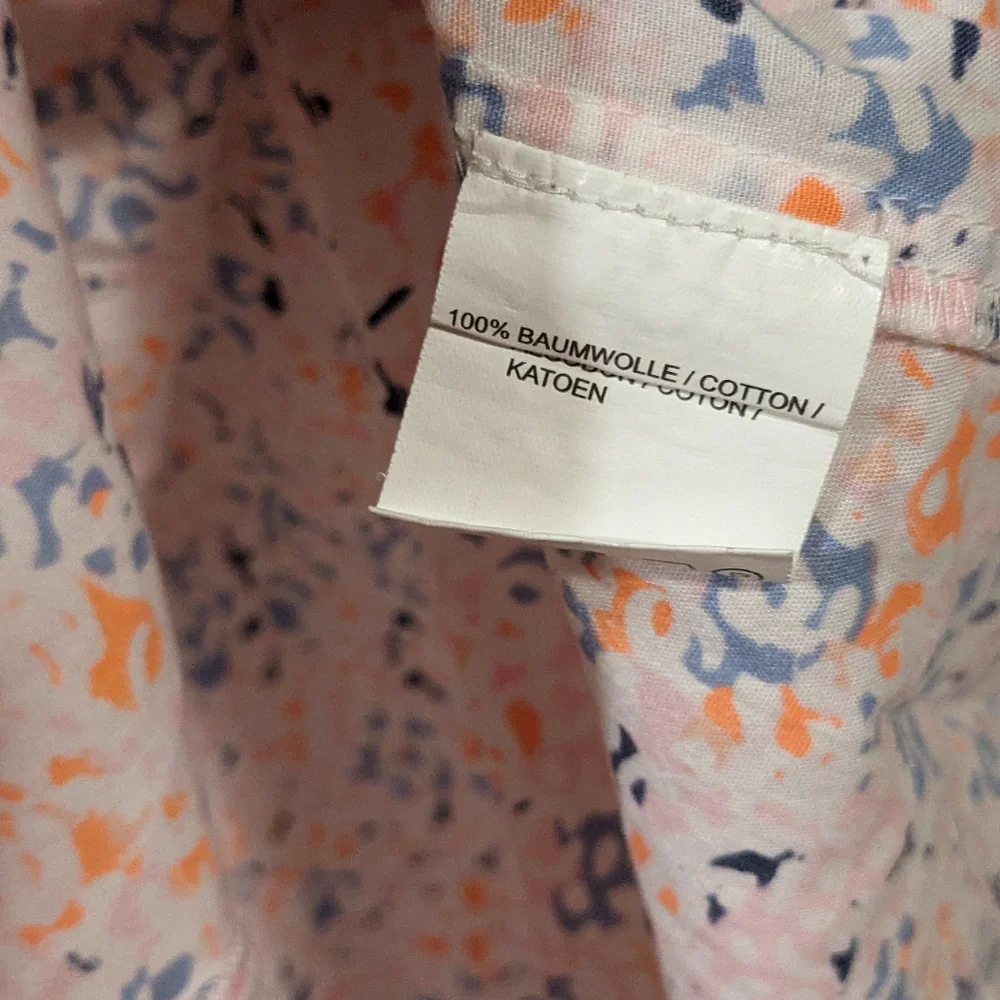 TA-BOOS Pastel Watercolor Concealed Button Ruffled Bodice Collared Blouse
